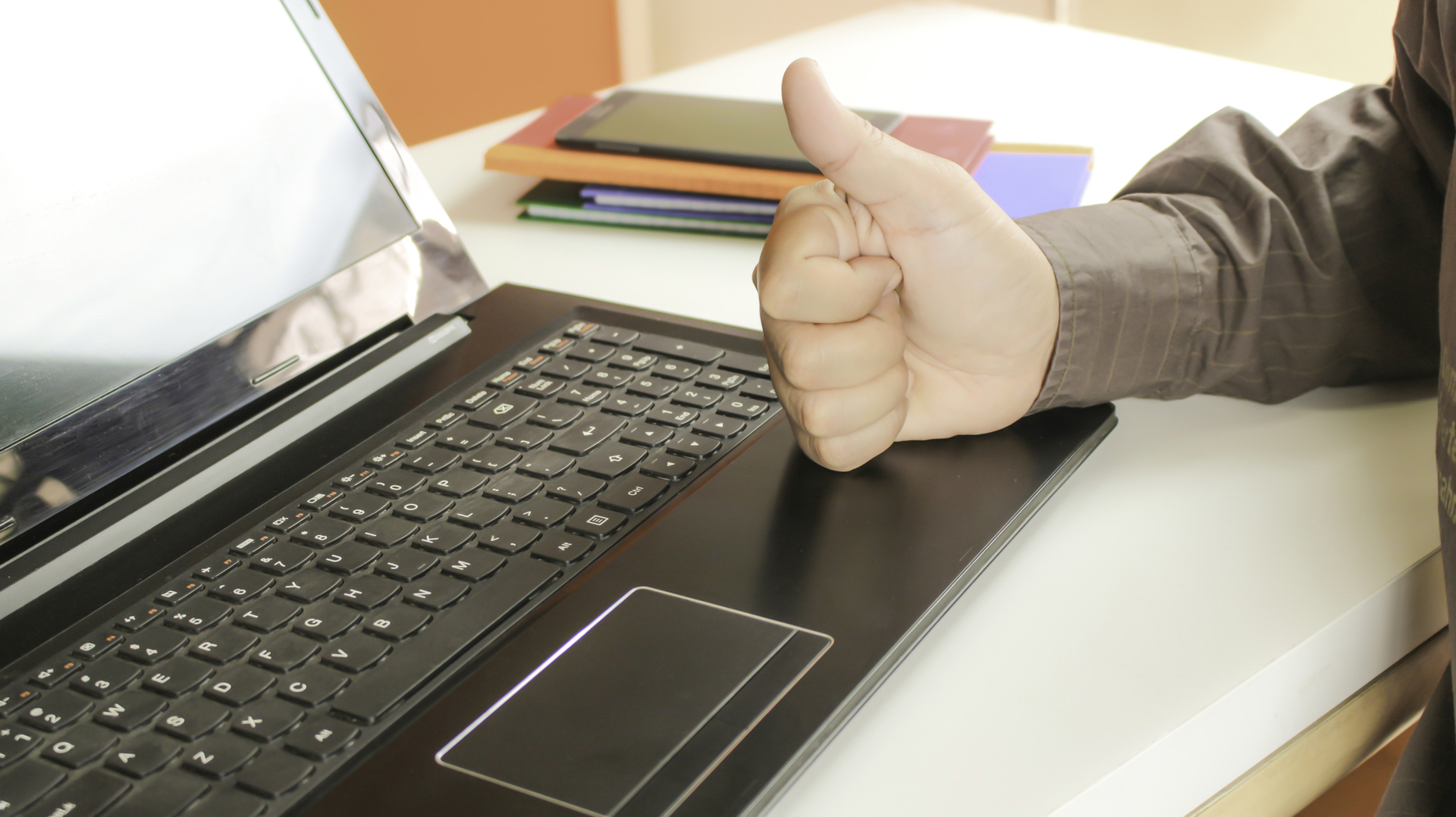 Student korzystający z platformy USOS UJD